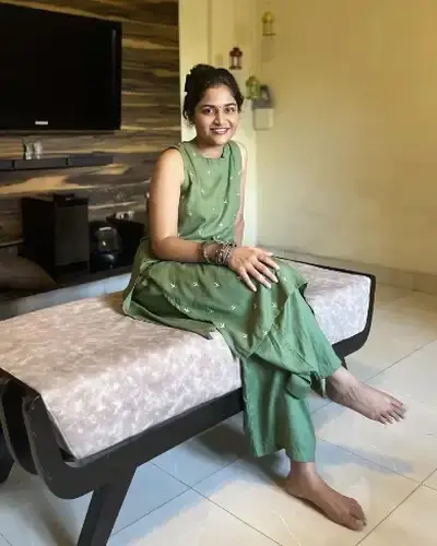 Khoyrasol Call Girls